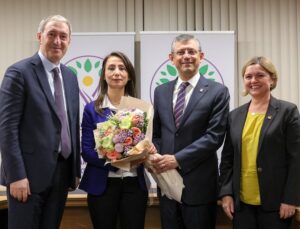 Özgür Özel’den DEM Parti’ye ziyaret