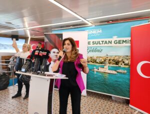 İstanbul’da Tiyatrocular Gününde Büyük Etkinlik