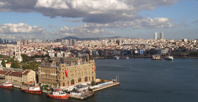 Kadıköy Belediyesi’ne “Onur Bayrağı” Ödülü