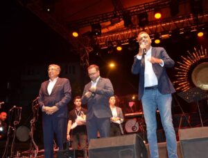 Ataşehir 8.Kardeş Kültürlerin Festivali Sona Erdi