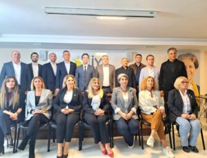 İYİ Parti Ataşehir İlçe Yönetimi Basın İle Buluştu