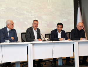 Başkan İlgezdi, İmar Planı Değişiklikleri İçin Açıklama Yaptı