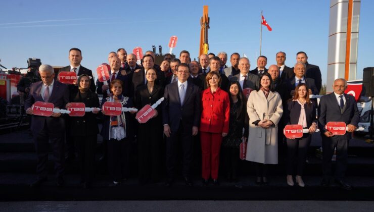 TBB’den Parti Ayrımsız Araç Hibe Dağıtımı Yapıldı