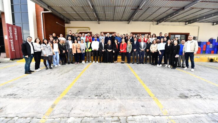İzmir’de Huzurevi Sakinleri Unutulmadı