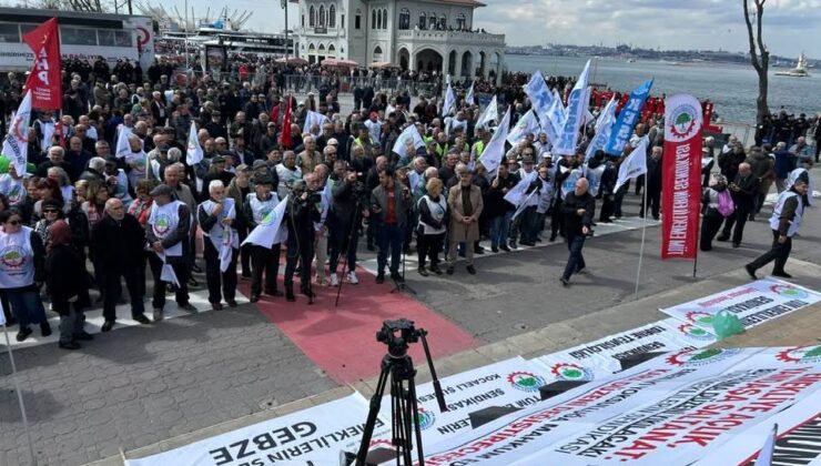 Emekliler Mitinglerde Haklarını İstediler